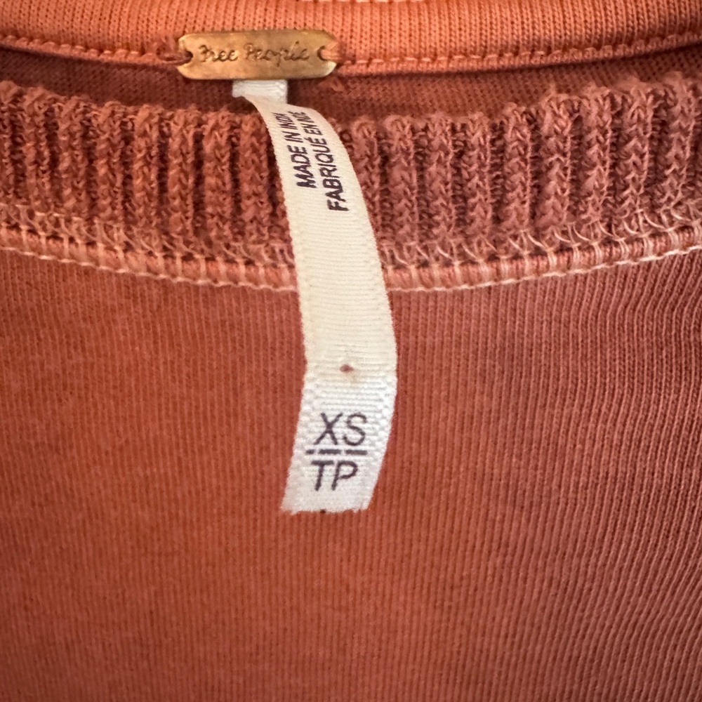 Free People Rust Lace Sleeve Muscle Tee NWOT XS - Picture 2 of 5